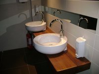 Plan vasque en ch&ecirc;ne